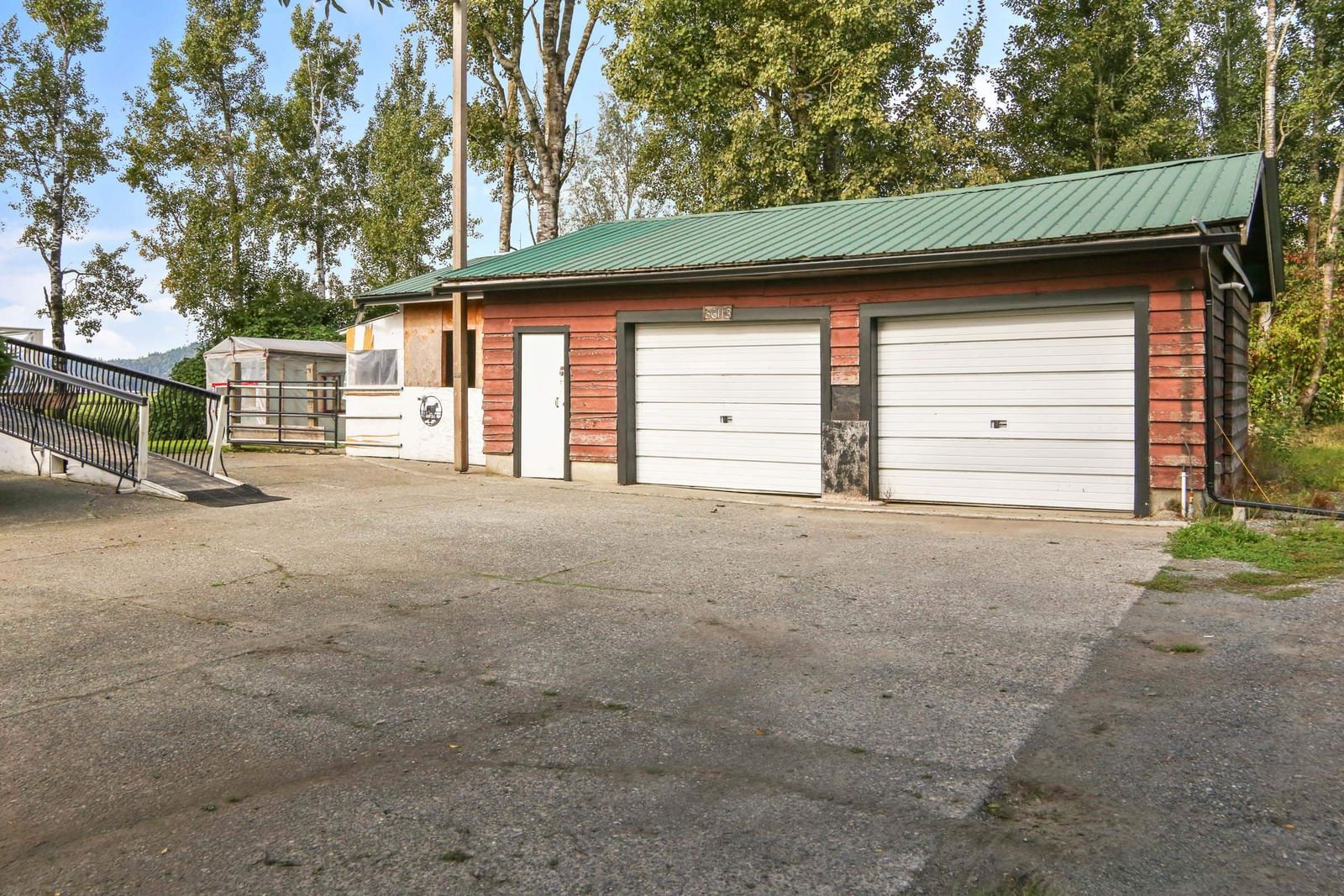 Listing Image 21