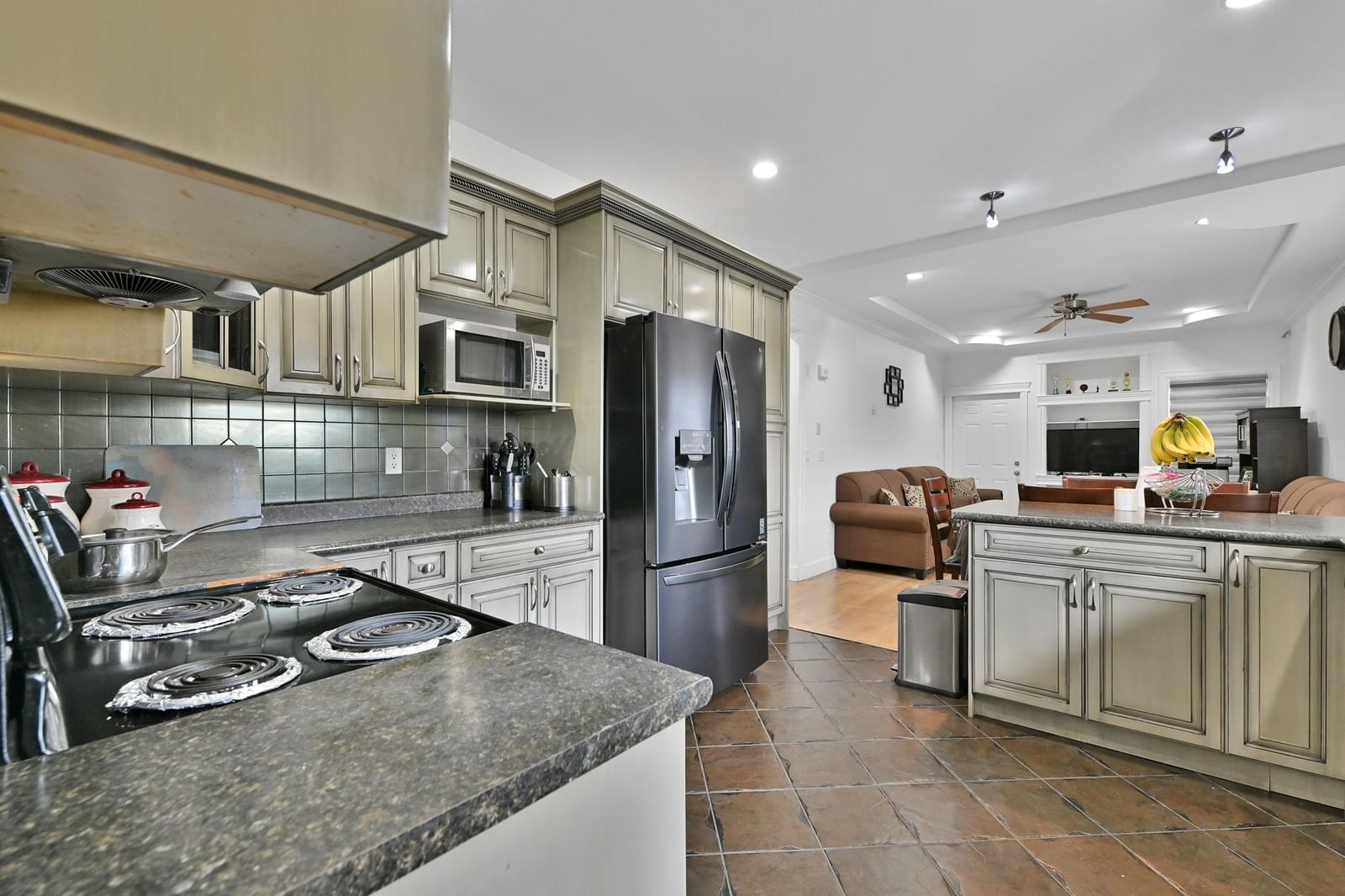 Listing Image 15