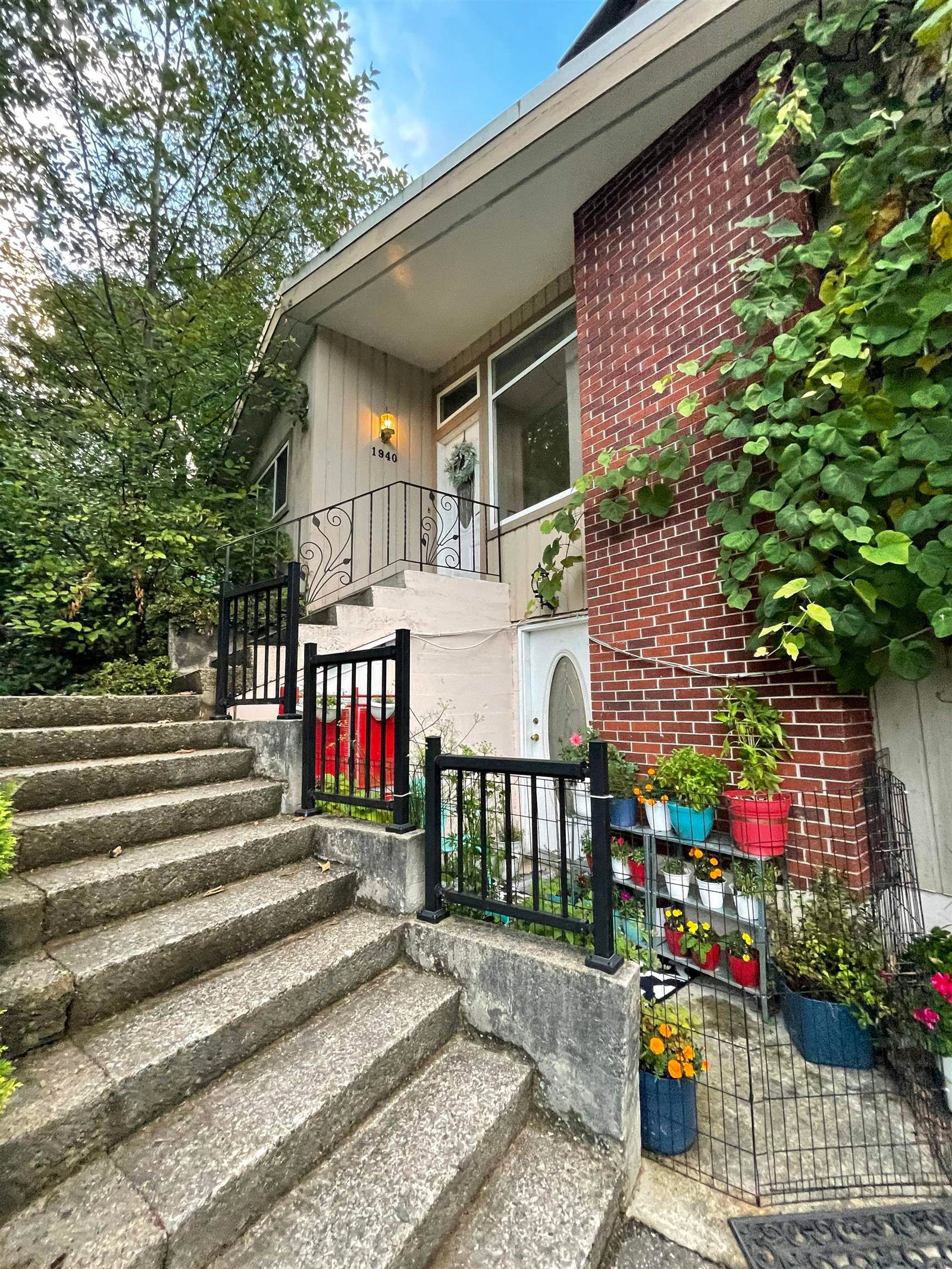 Listing Image 18