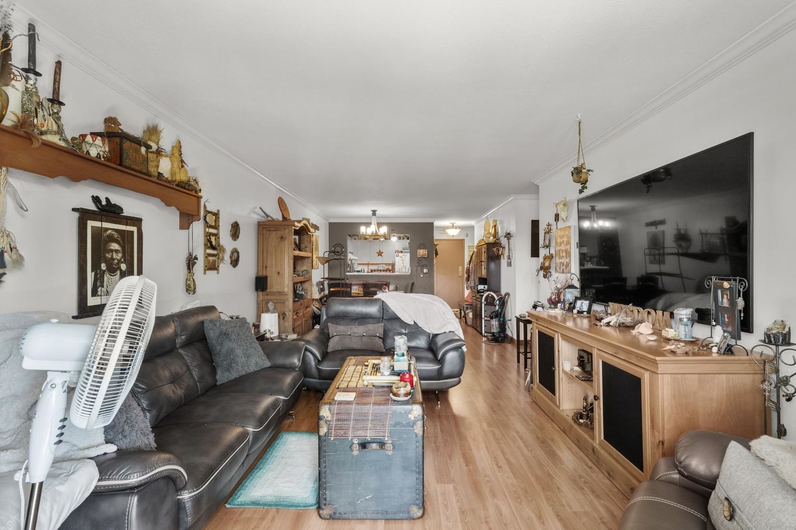 Listing Image 21