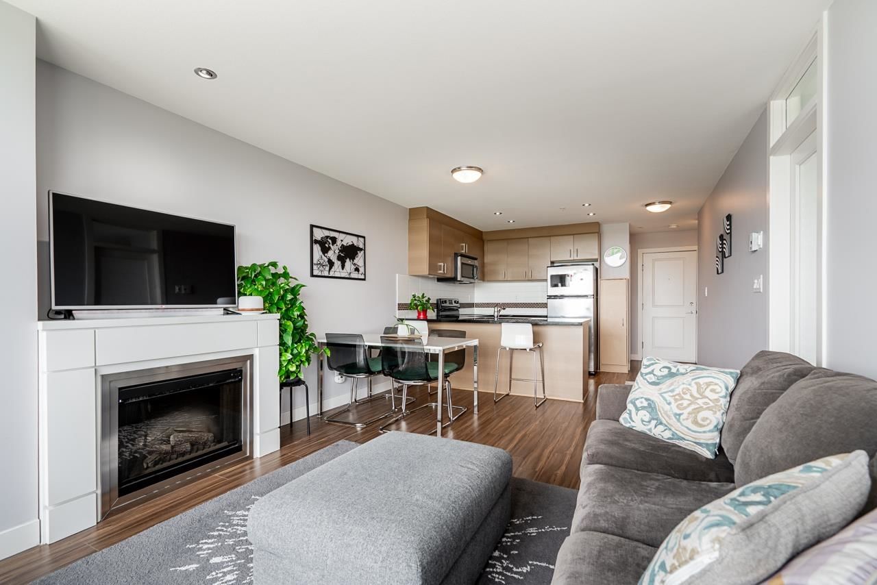 Listing Image 15