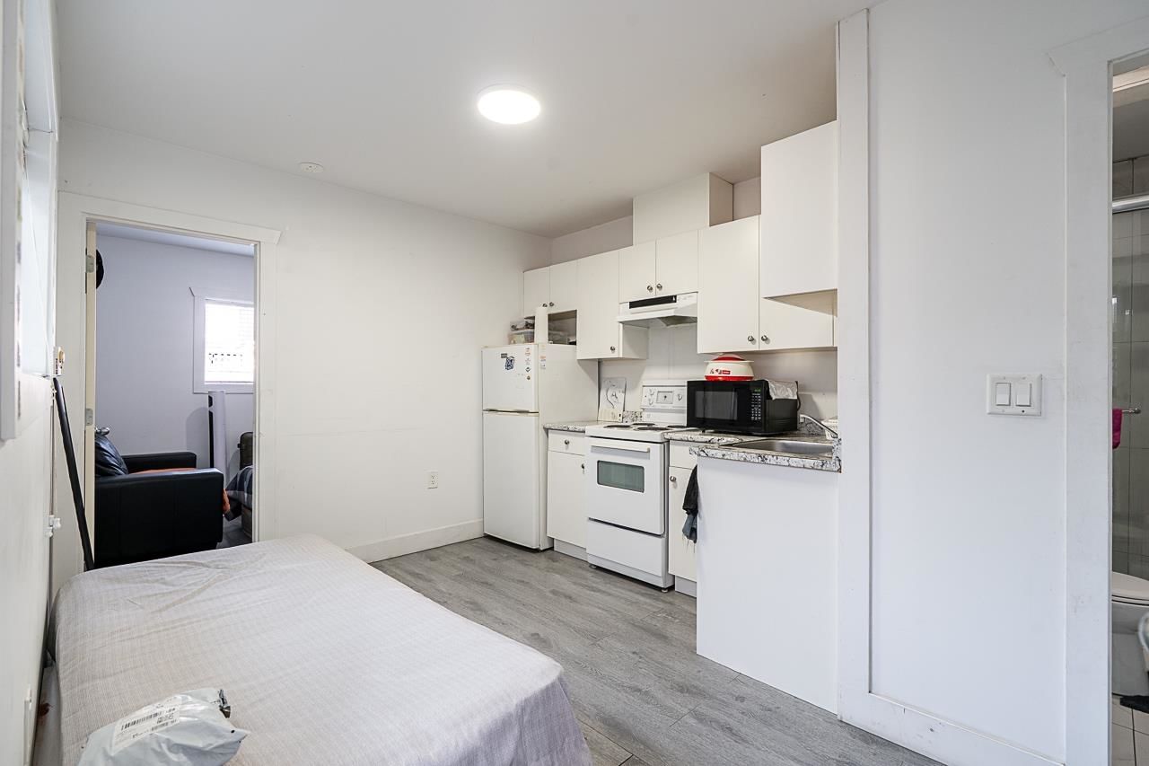 Listing Image 15