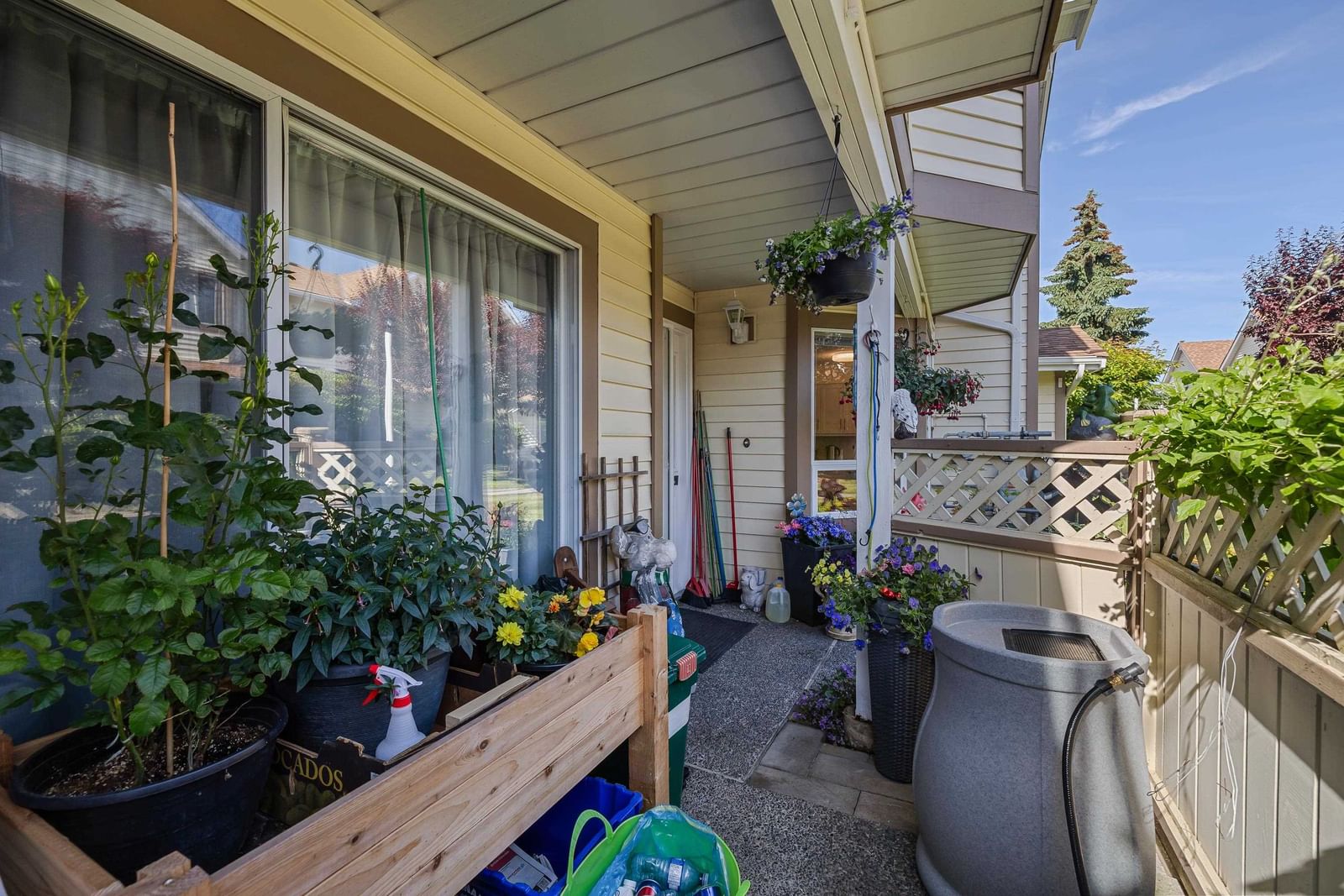 Listing Image 10