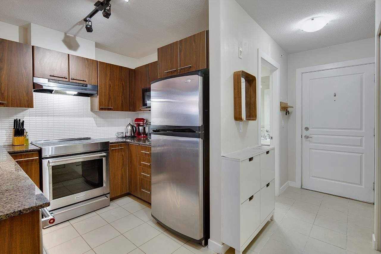 Listing Image 8