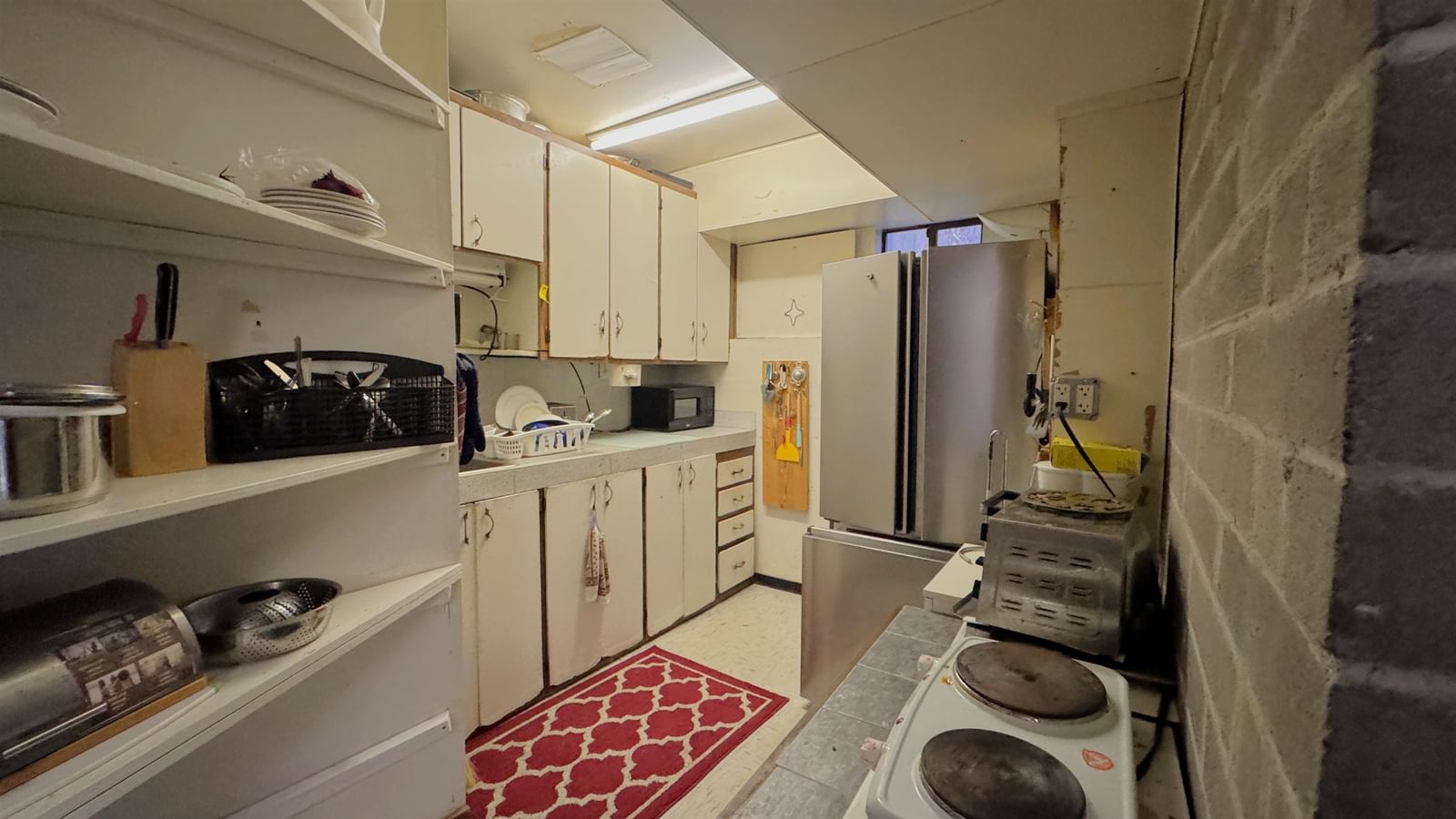 Listing Image 12