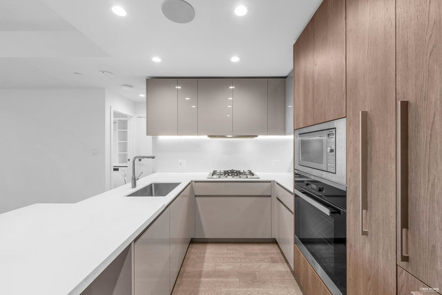 313 - 6811 Pearson Way