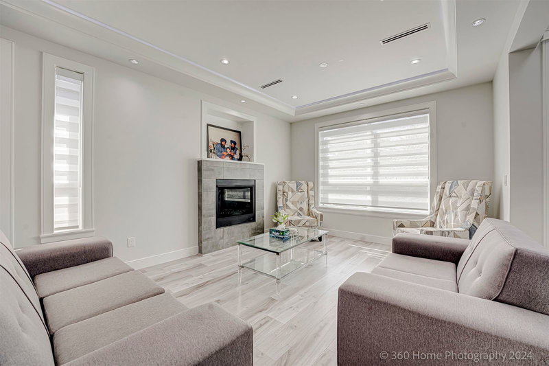 9093 Buchanan Place, Surrey, V3V 6E4 | Image 3