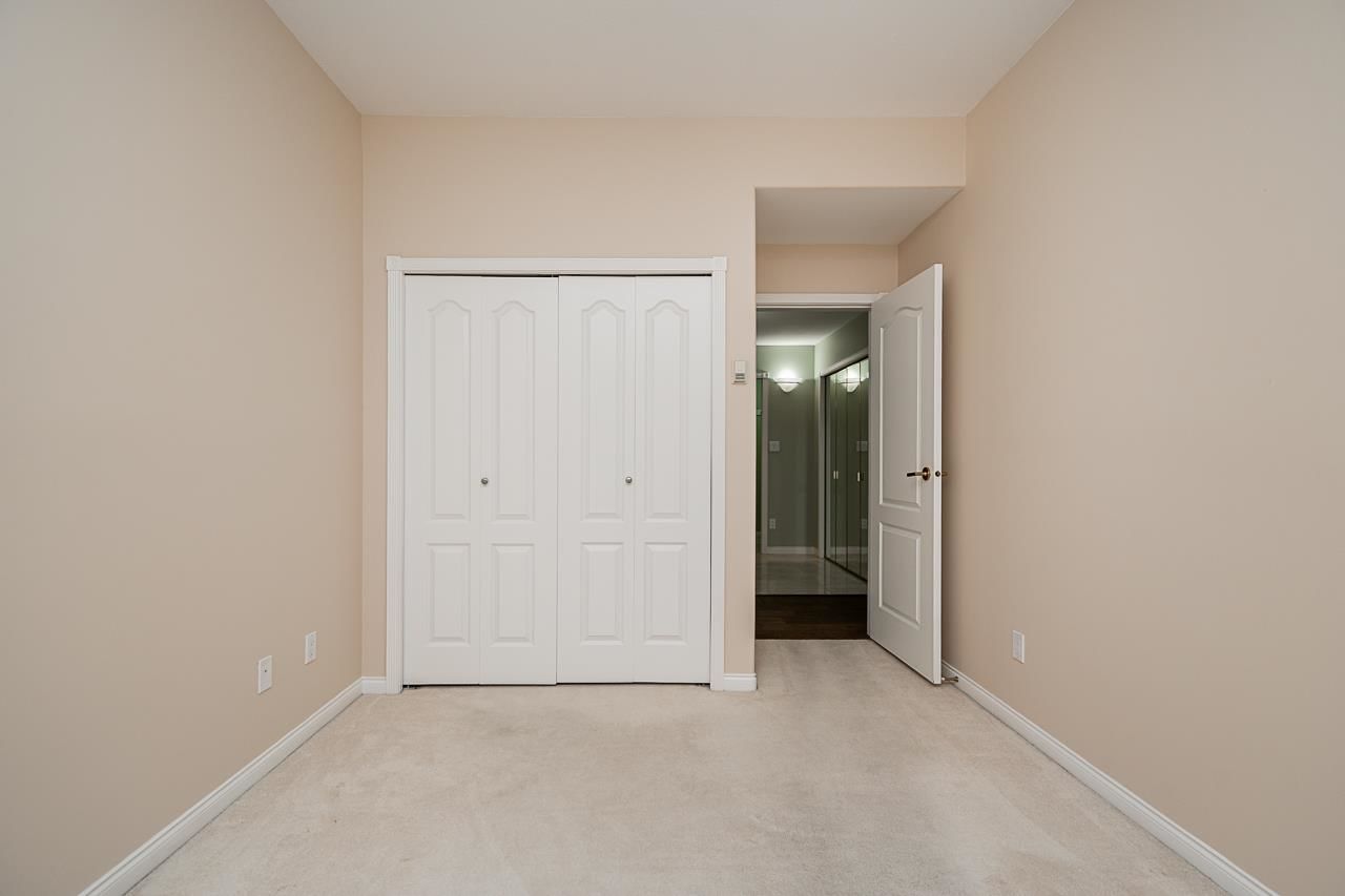 Listing Image 30