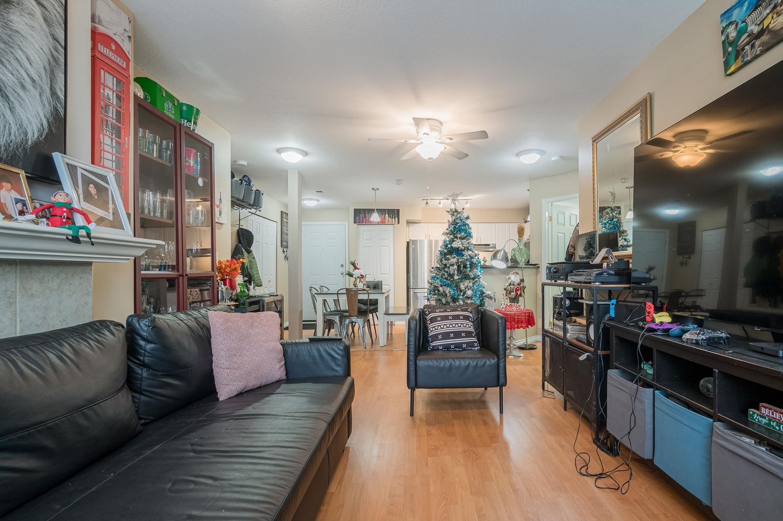 Listing Image 11