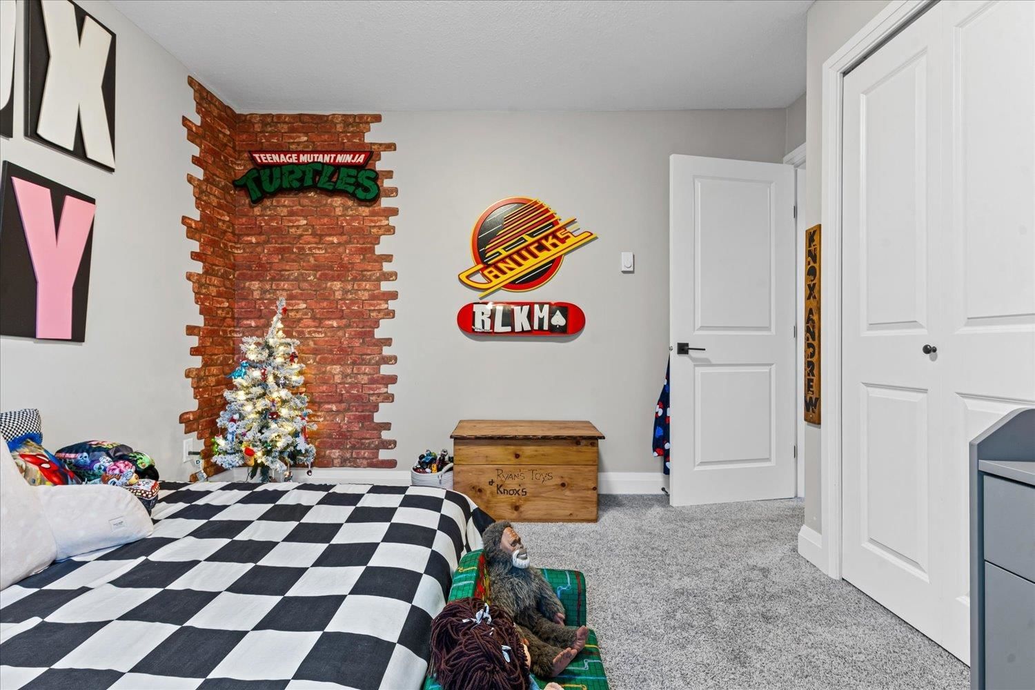 Listing Image 22