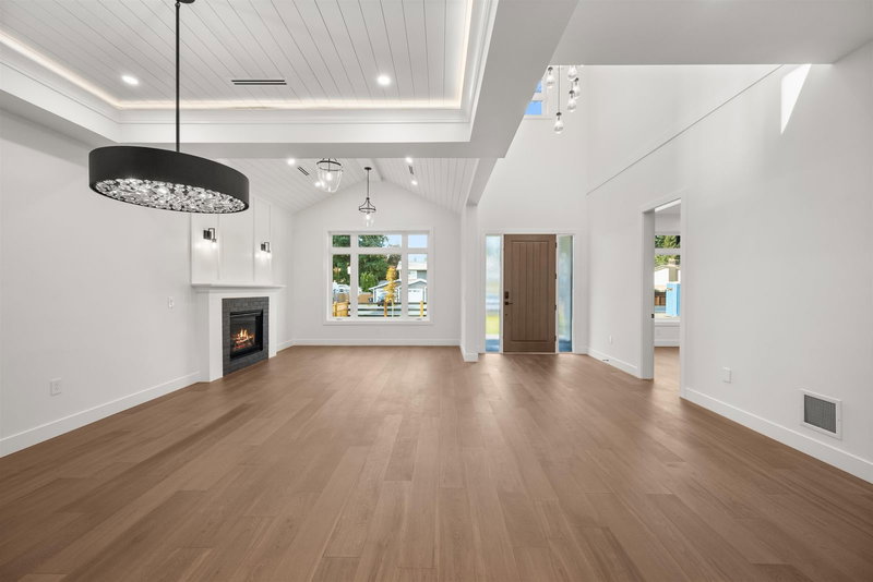 20334 42 Avenue, Langley, V3A 3A7 | Image 3