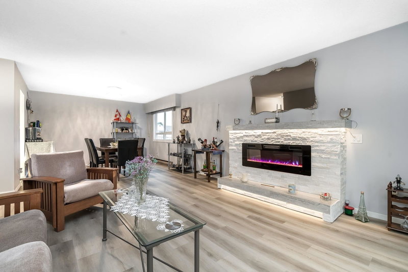 203 - 32040 Peardonville Road, Abbotsford, V2T 6N8 | Image 2