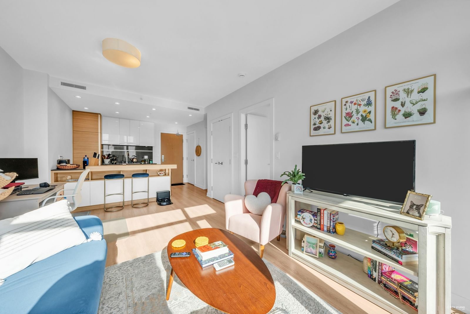 Listing Image 13