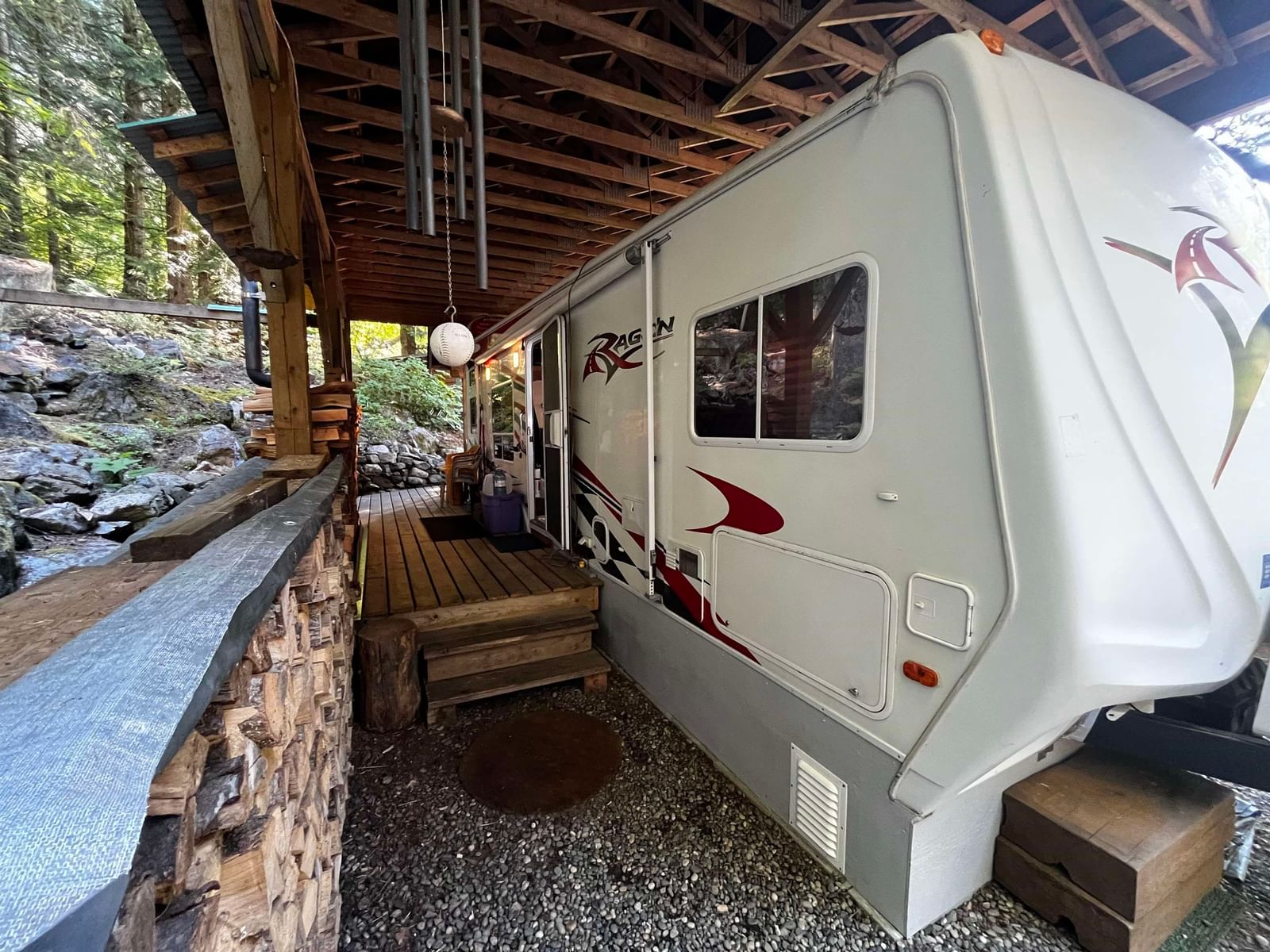 Listing Image 6