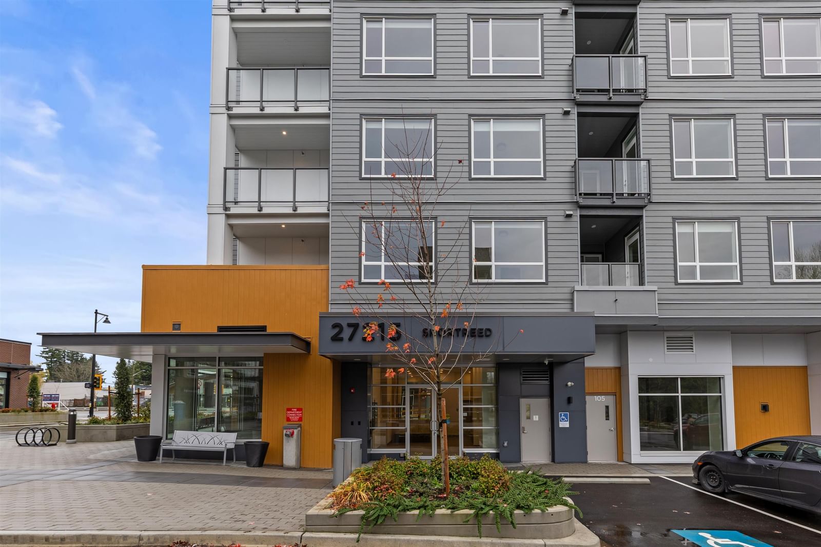 Listing Image 1