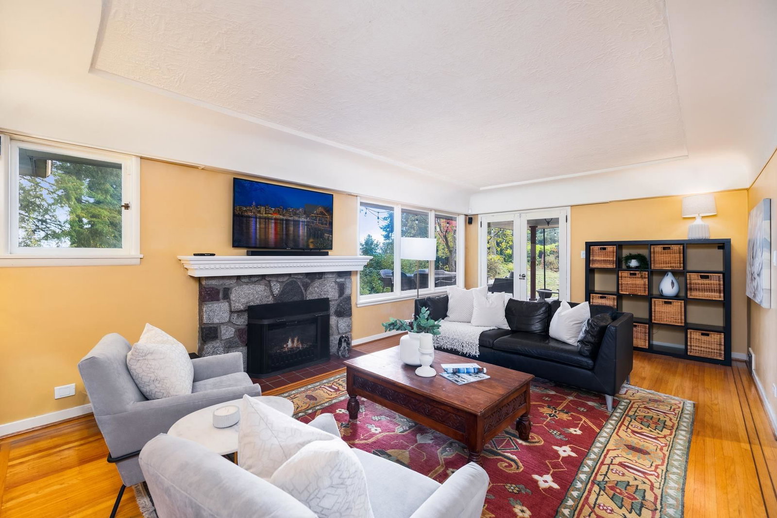 Listing Image 6