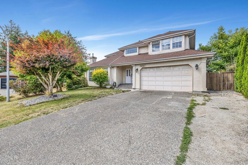 8727 142a Street, Surrey, V3W 4G4 | Image 3
