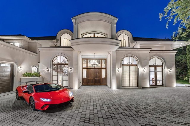 1367 Chartwell Drive