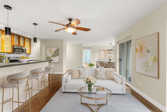 2901 - 969 Richards Street