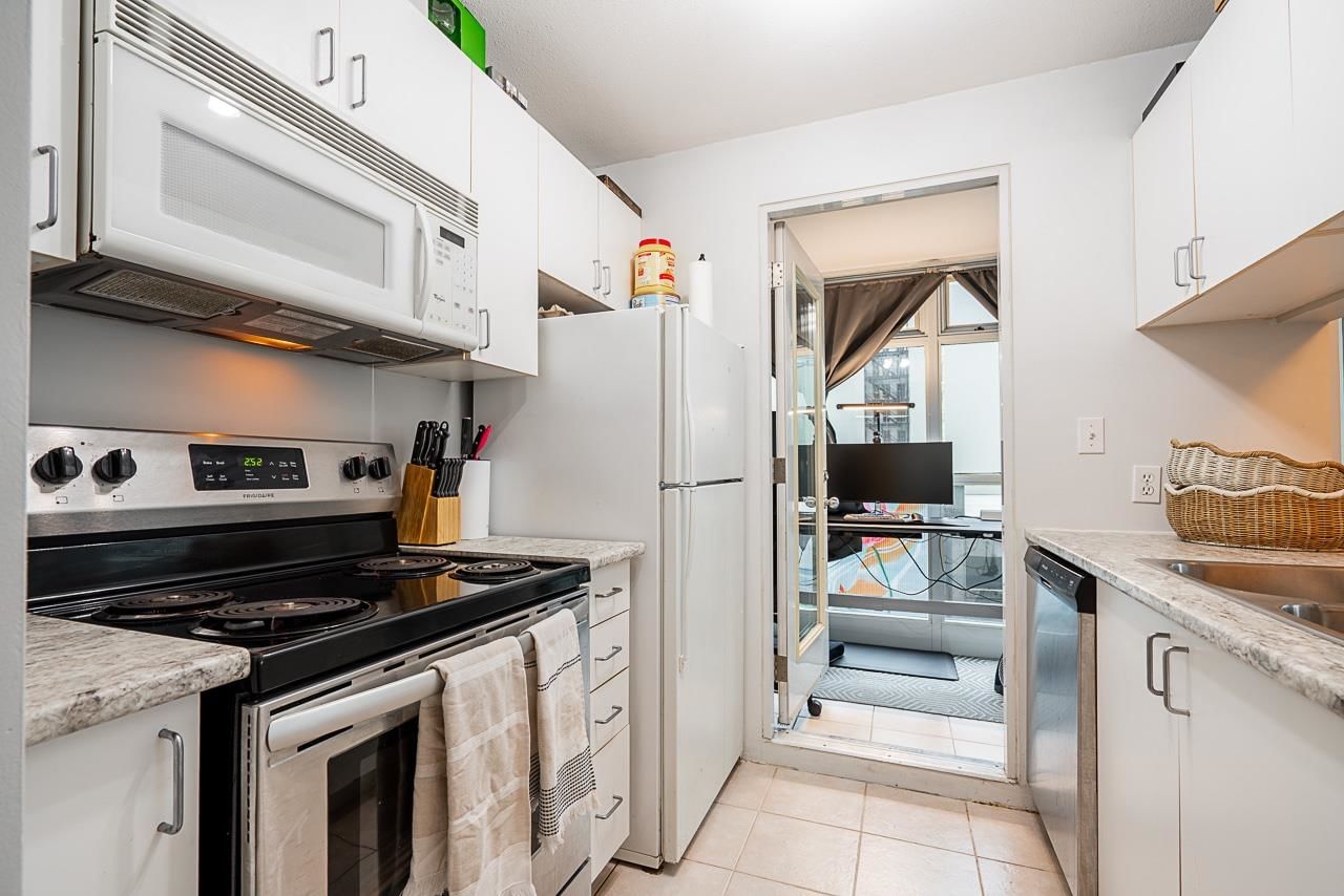 Listing Image 10