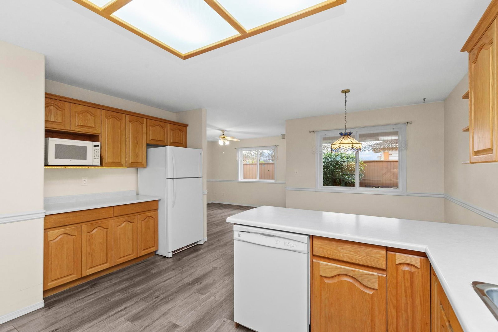 Listing Image 13