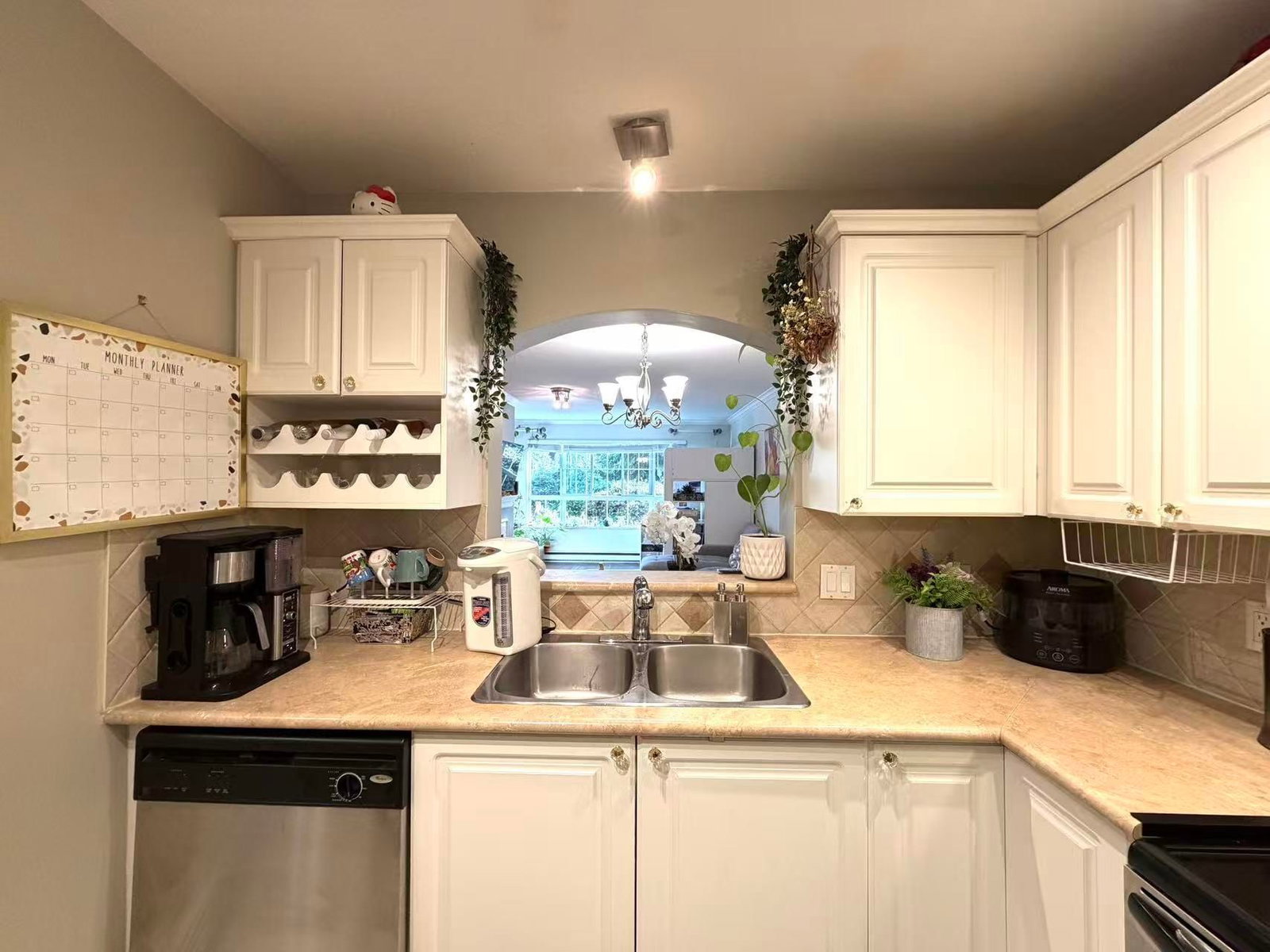 Listing Image 13