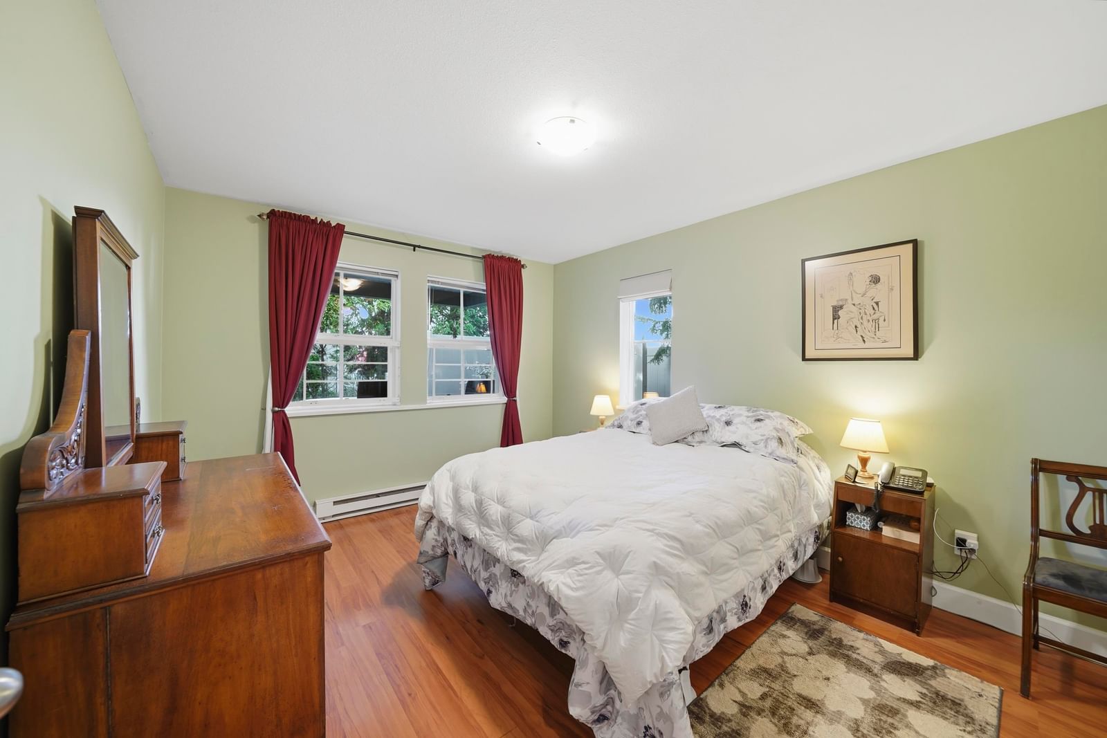 Listing Image 13