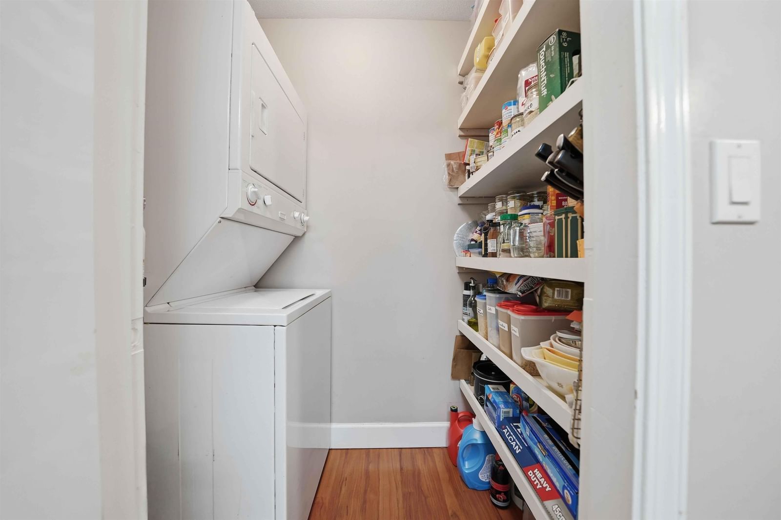 Listing Image 17
