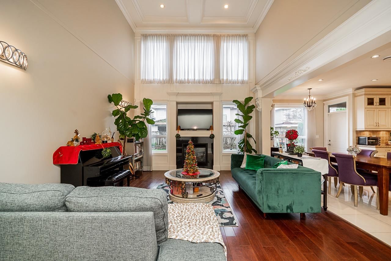 Listing Image 10