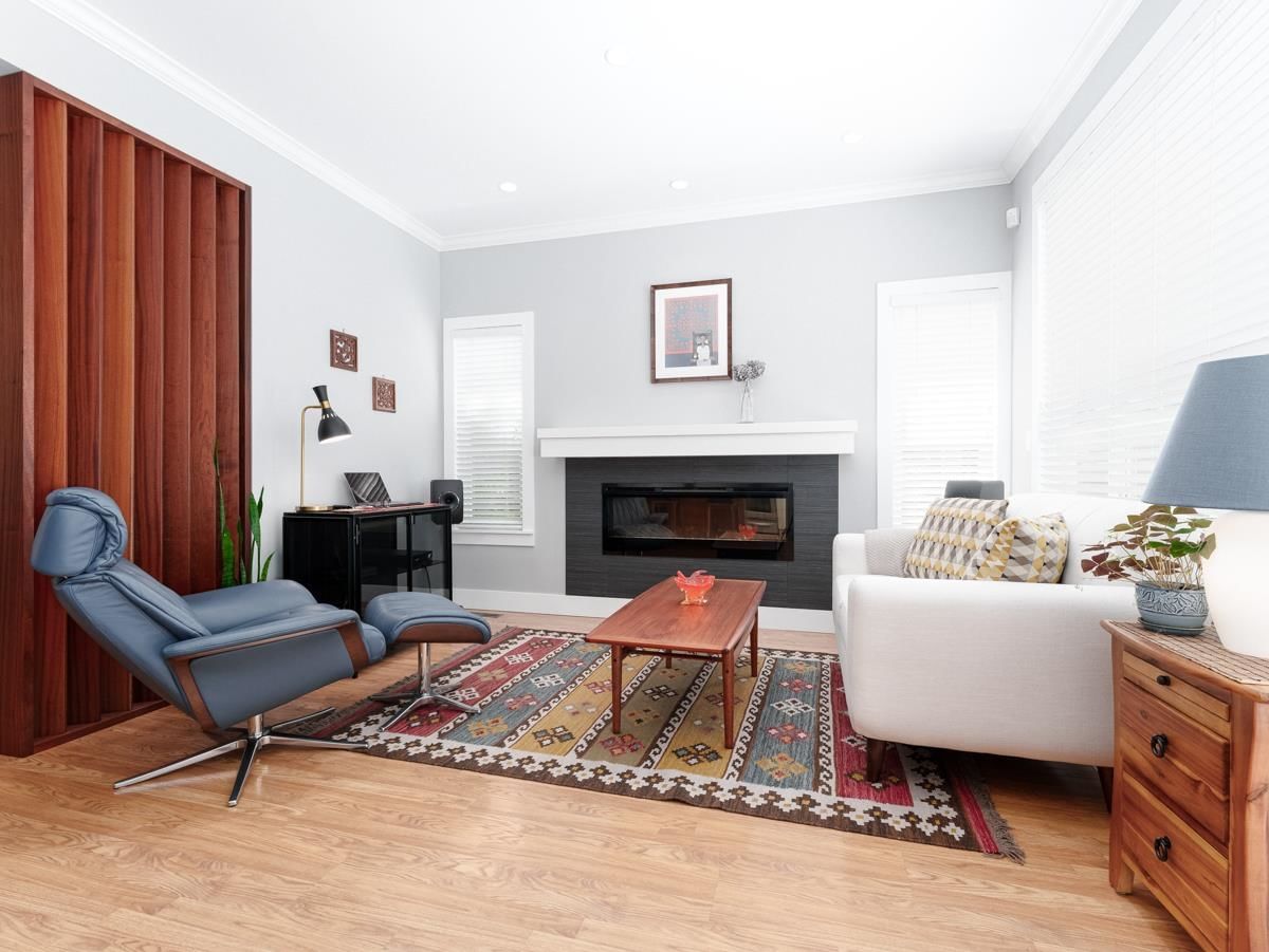Listing Image 16