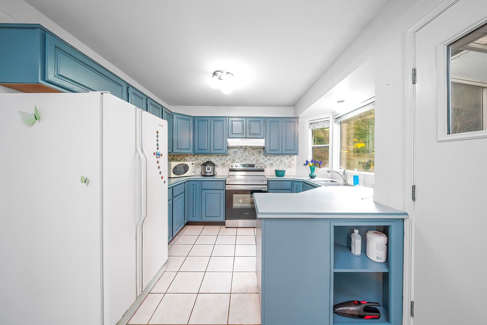 Listing Image 19