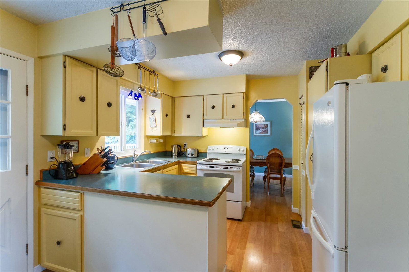 Listing Image 15