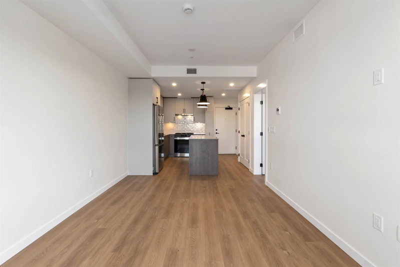 302 - 27215 Aldergrove Town Centre Drive, Langley, V4W 0E3 | Image 3