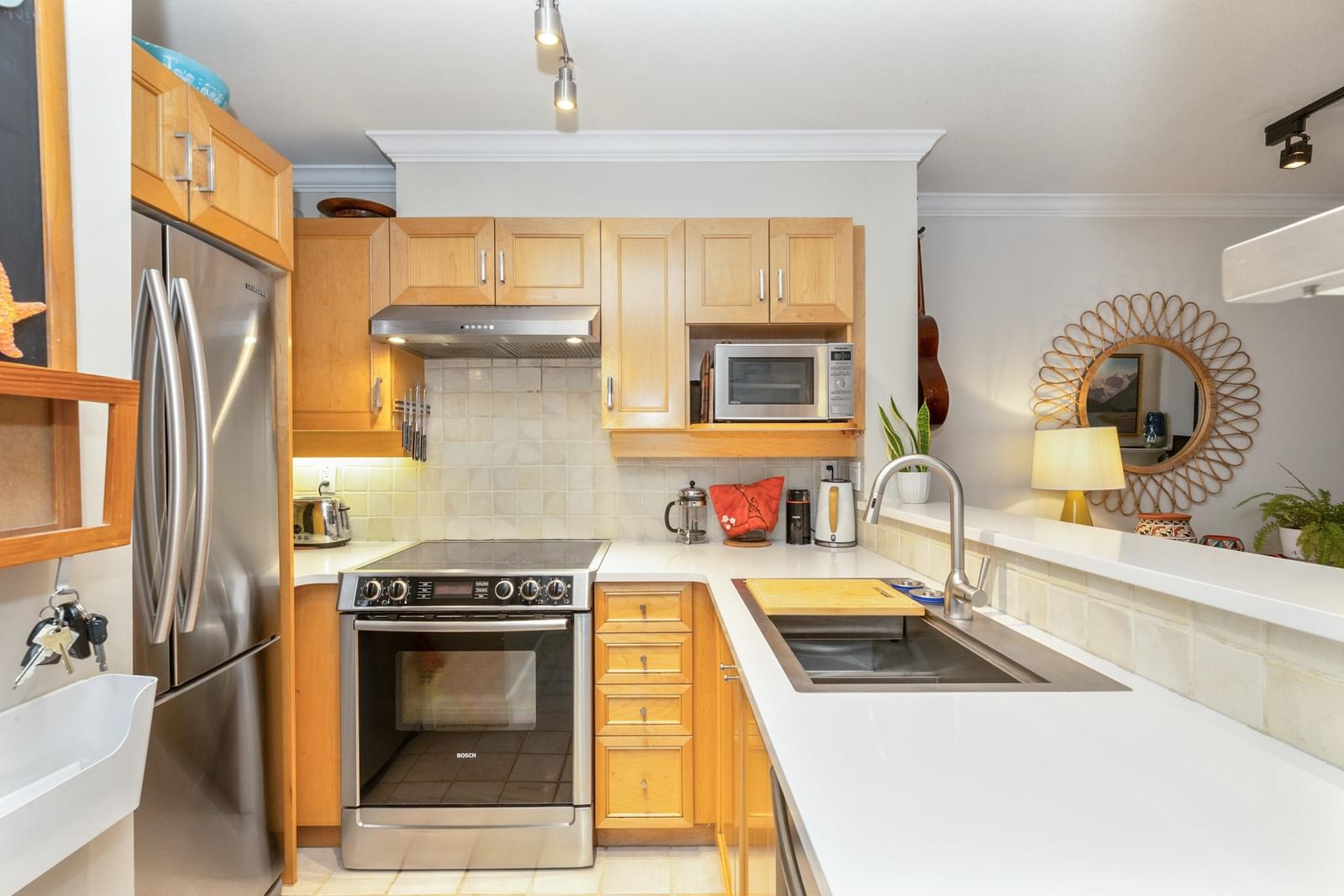 Listing Image 9