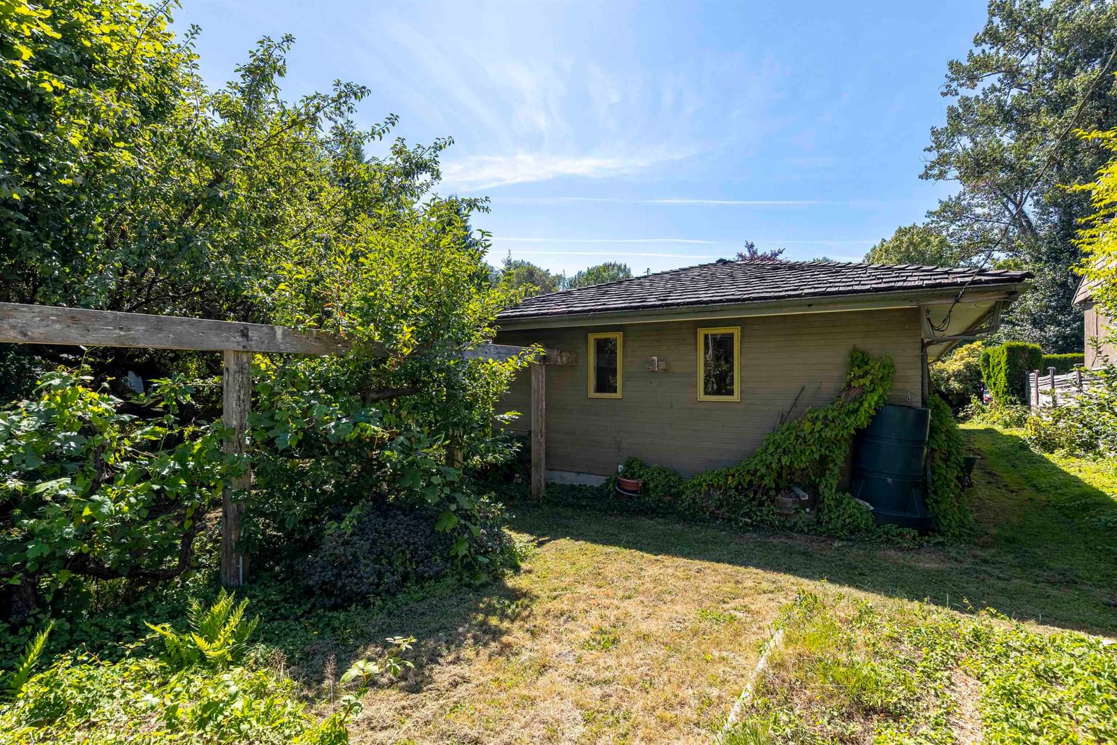 Listing Image 24