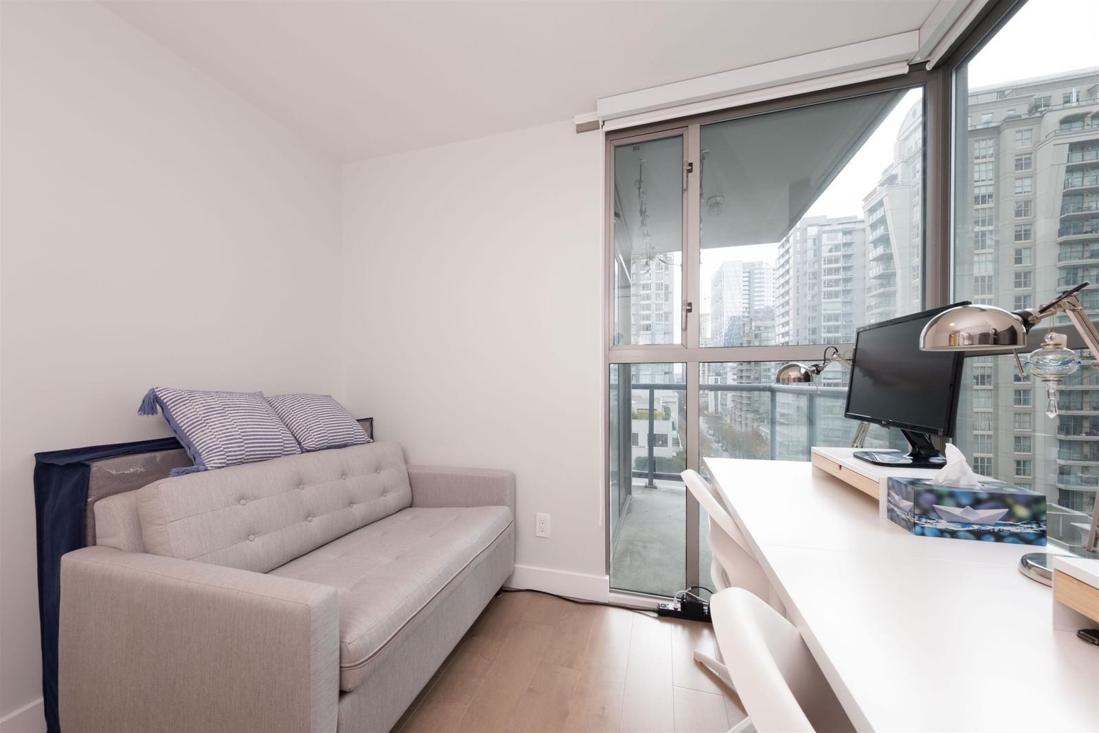 Listing Image 21
