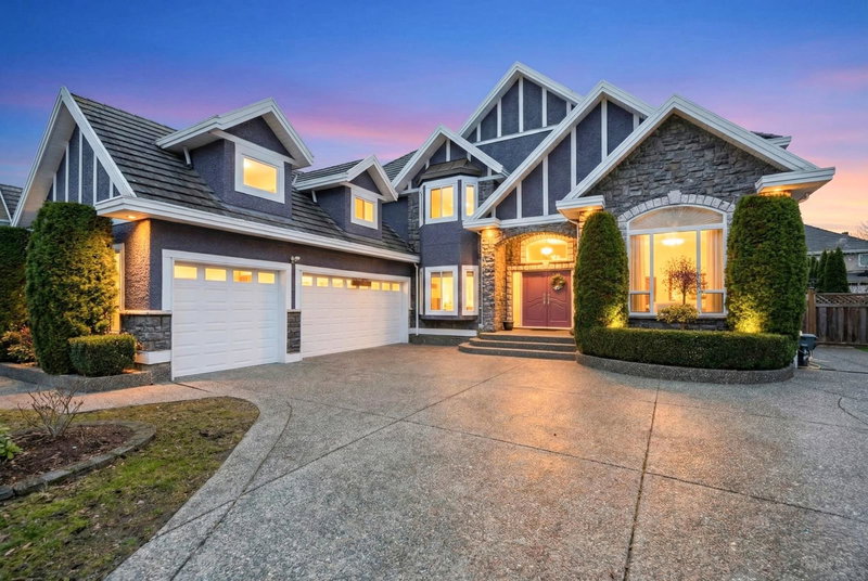 17015 86a Avenue, Surrey, V3X 3J1 | Image 2