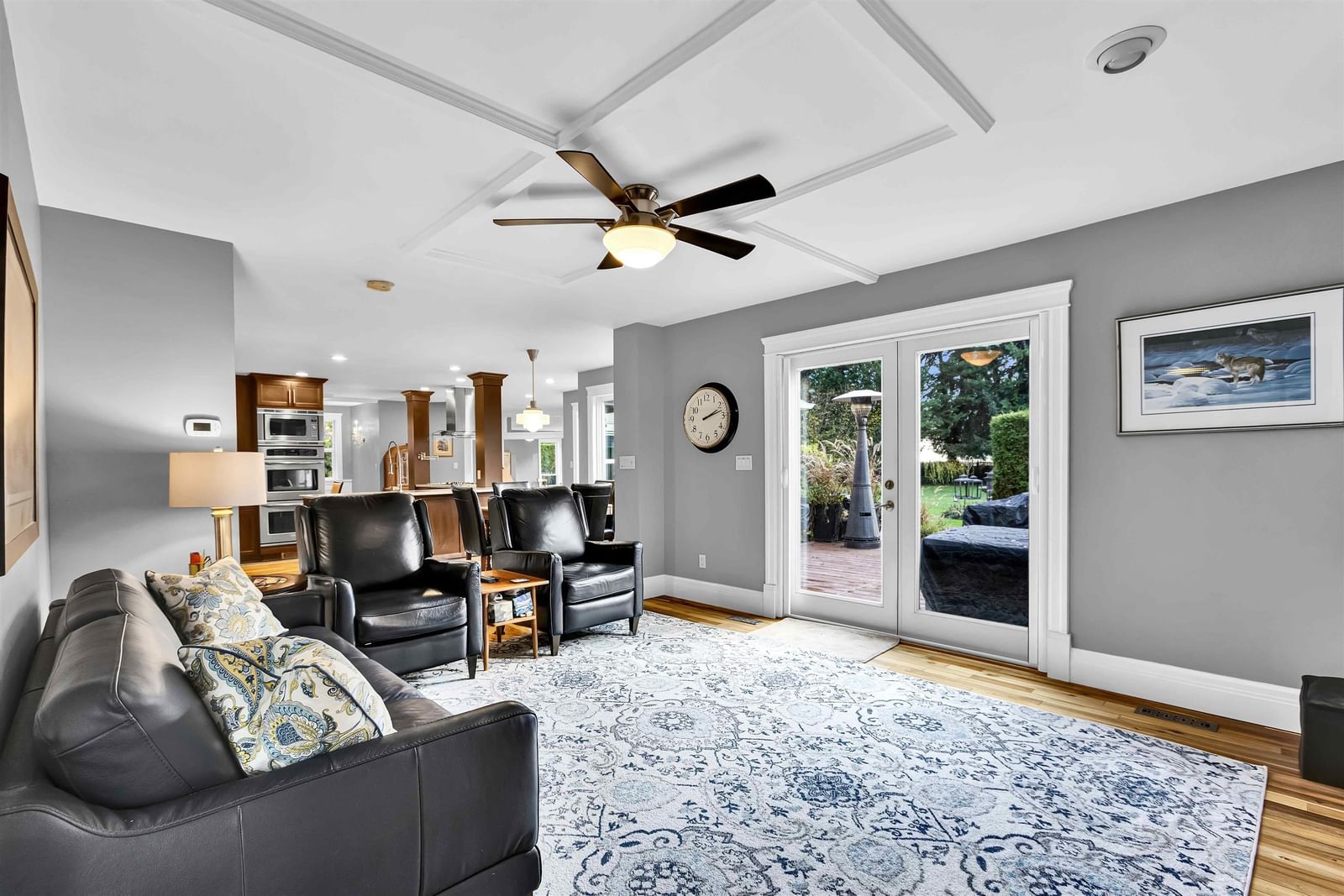 Listing Image 12