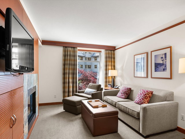 3303 - 4299 Blackcomb Way