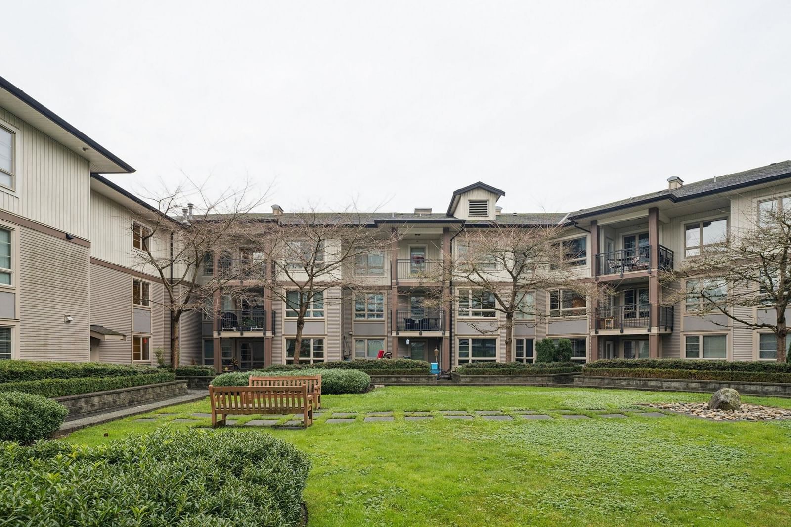 Listing Image 37