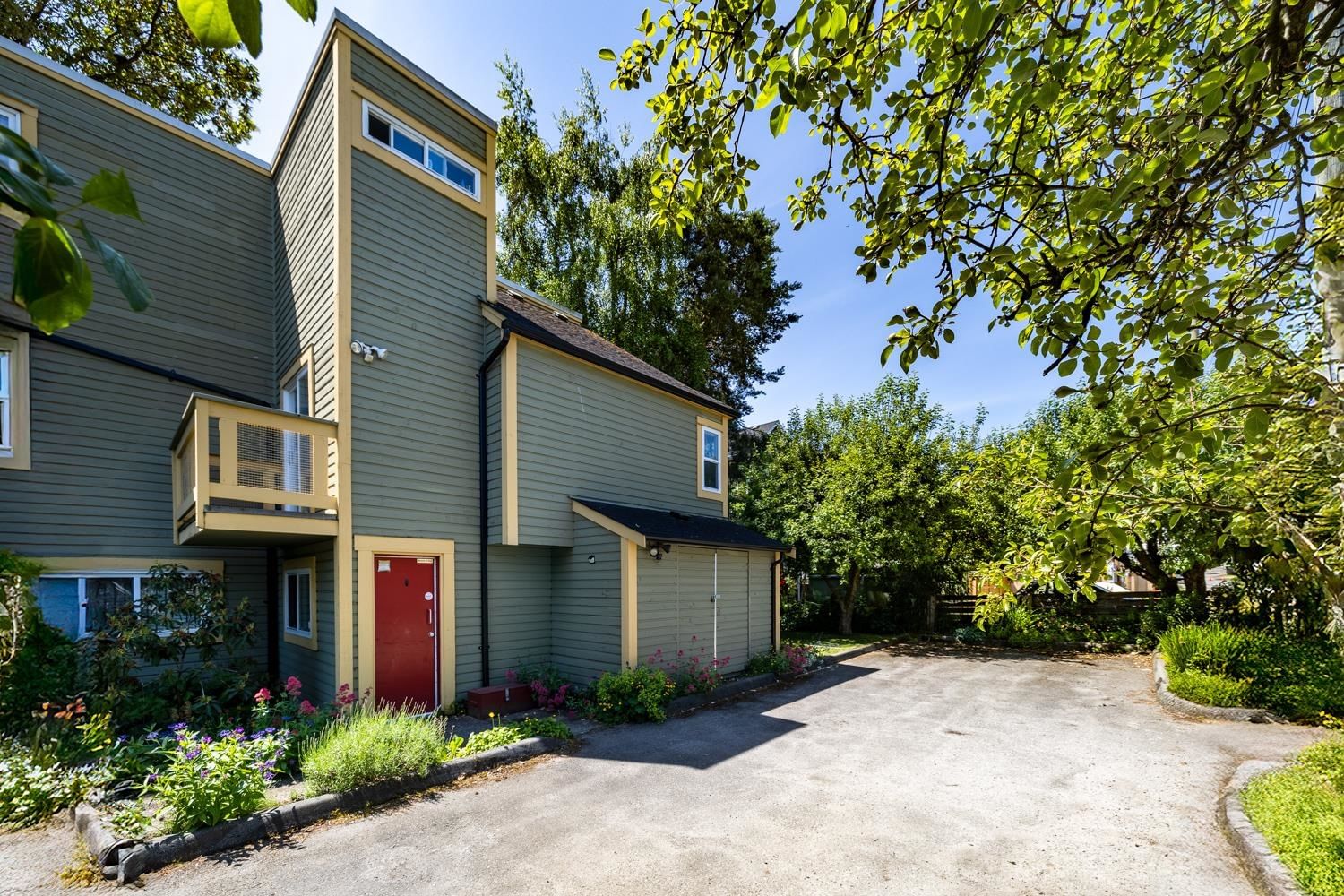 Listing Image 18