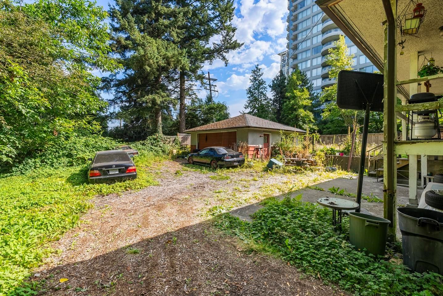 Listing Image 5