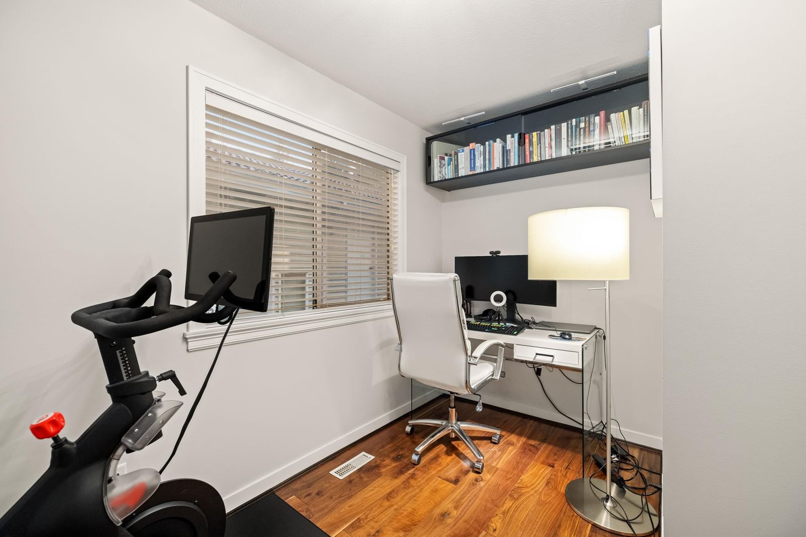 Listing Image 22