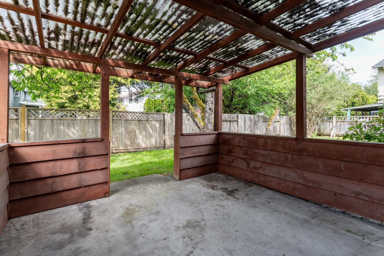 Listing Image 12