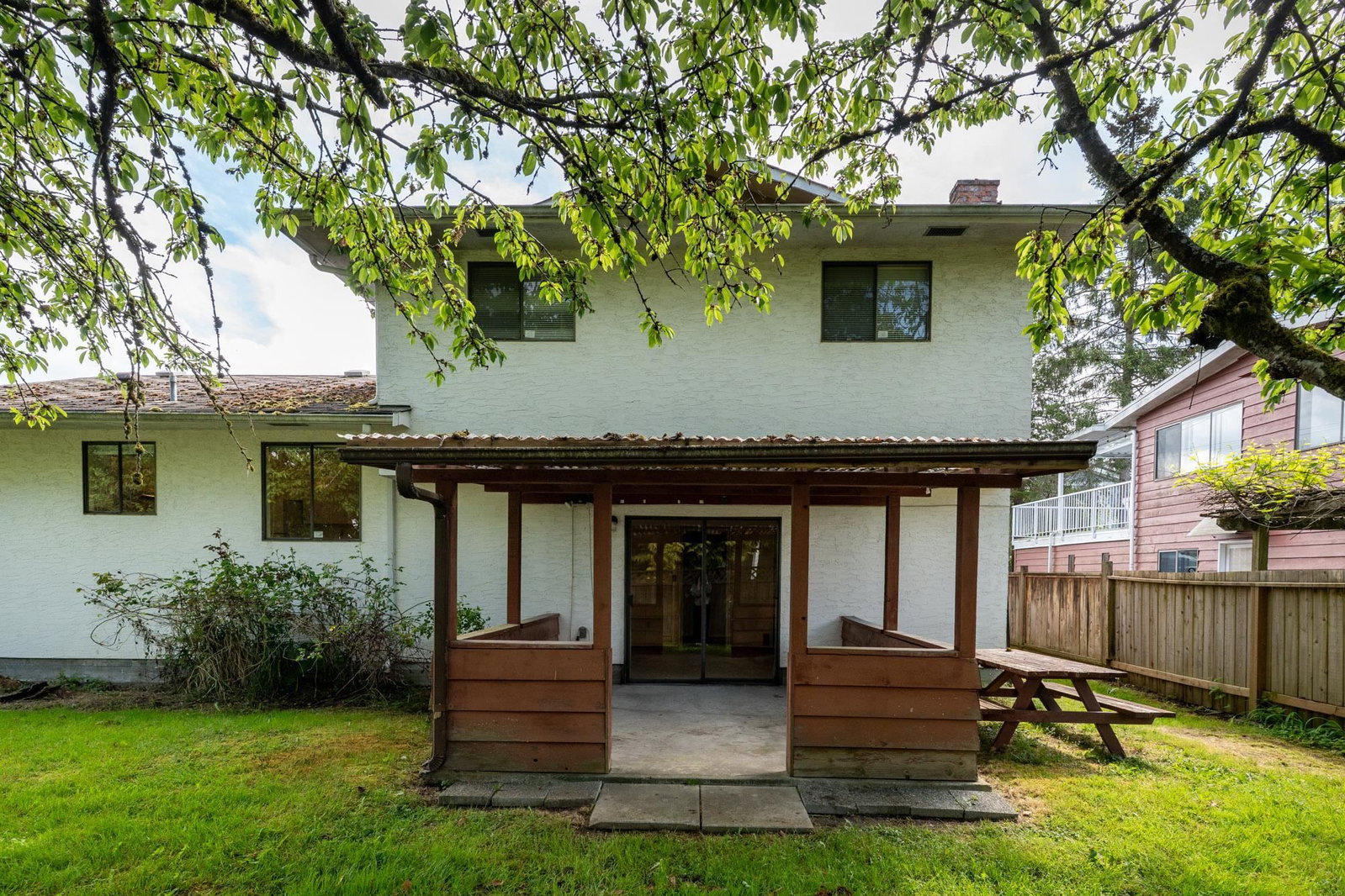 Listing Image 6
