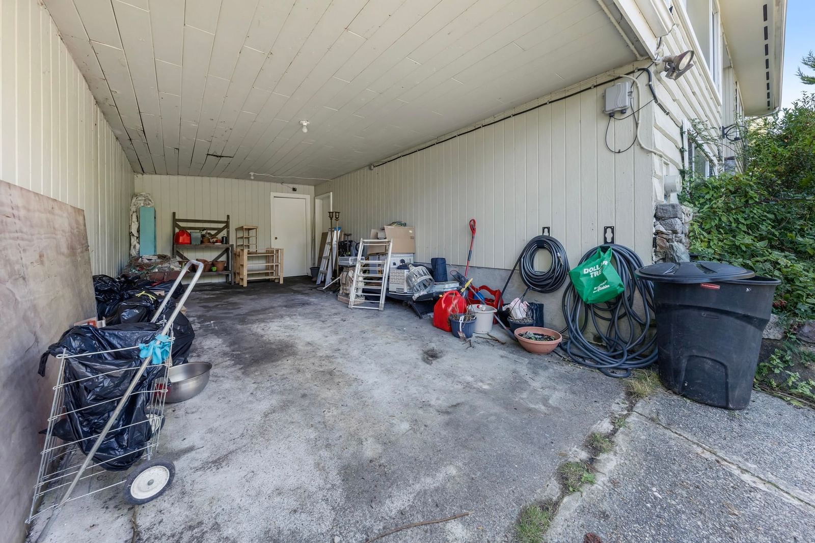 Listing Image 36