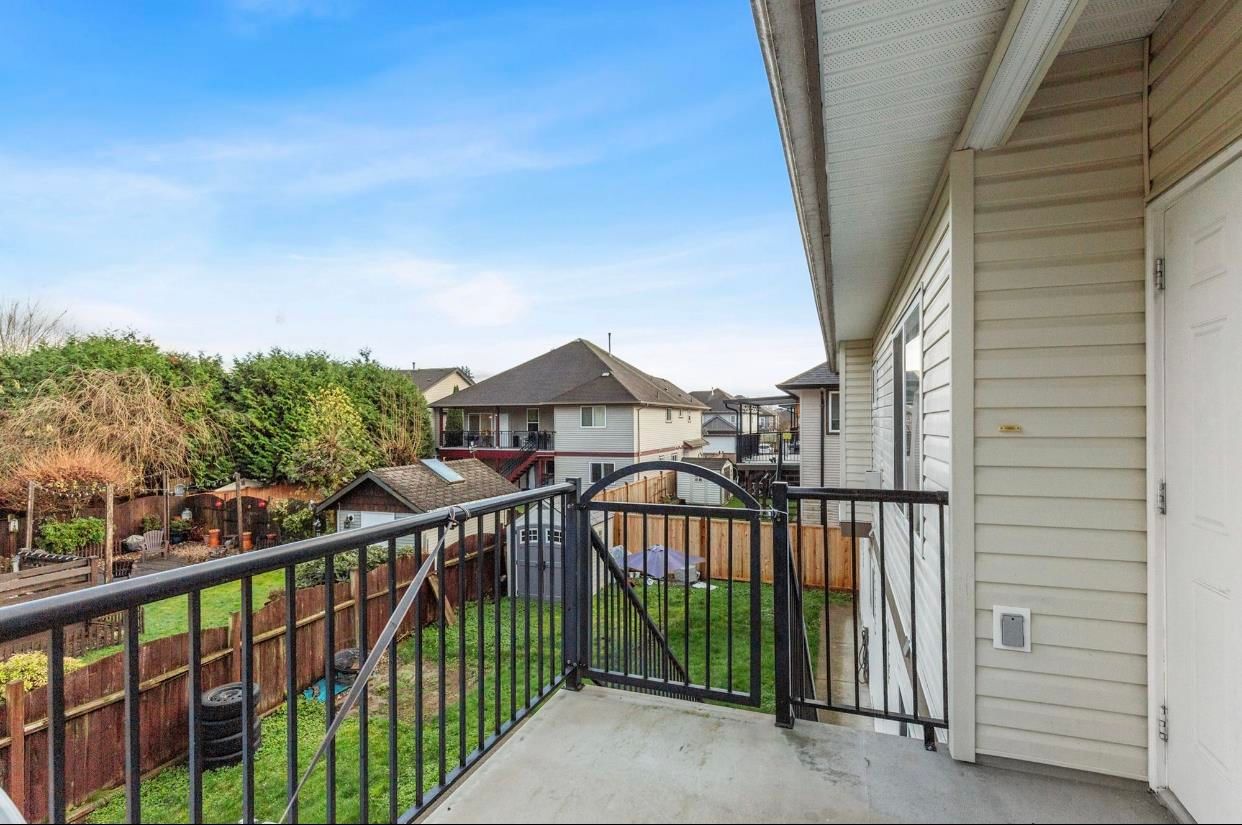 Listing Image 15