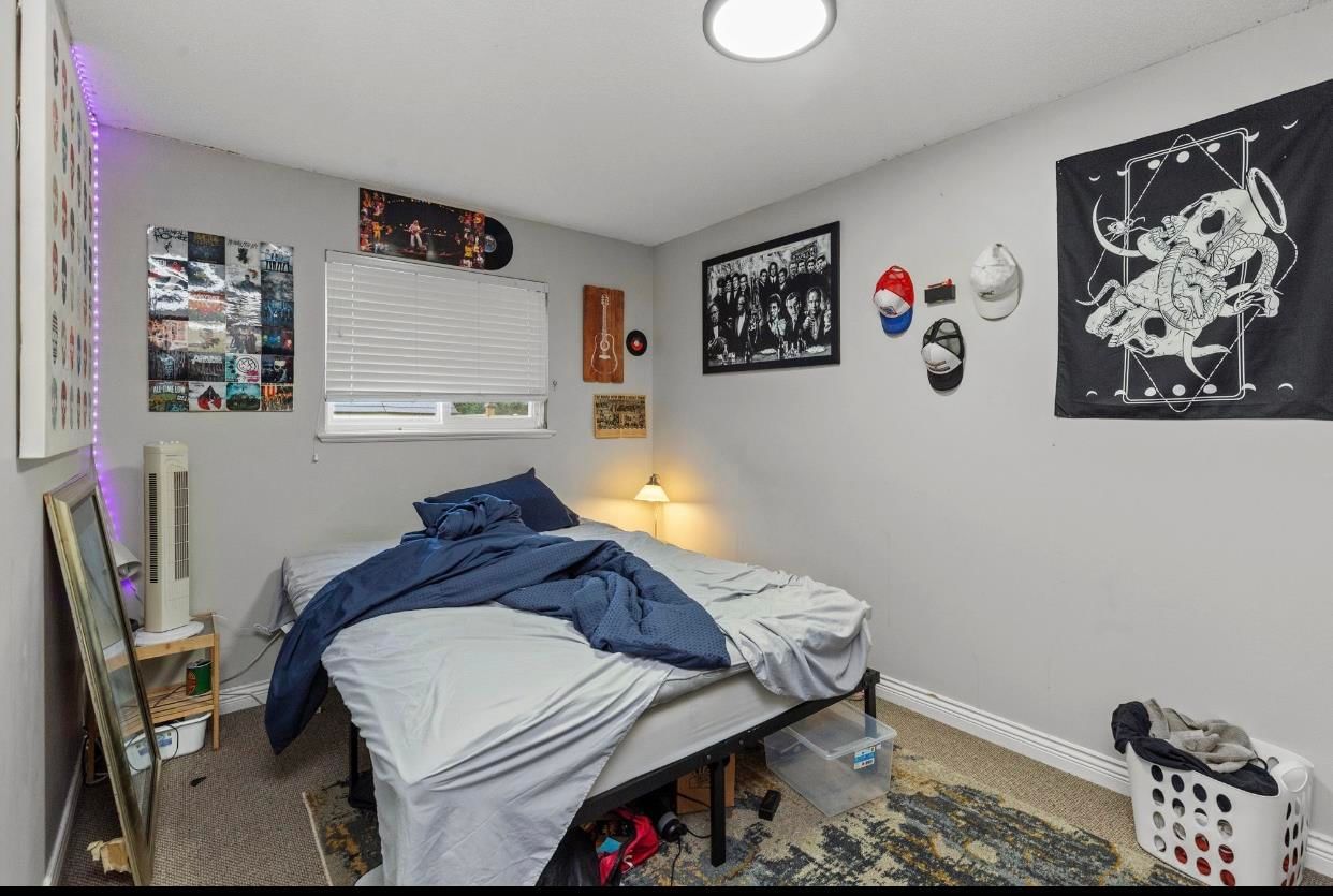 Listing Image 33