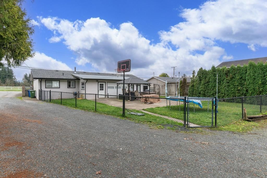 Listing Image 23