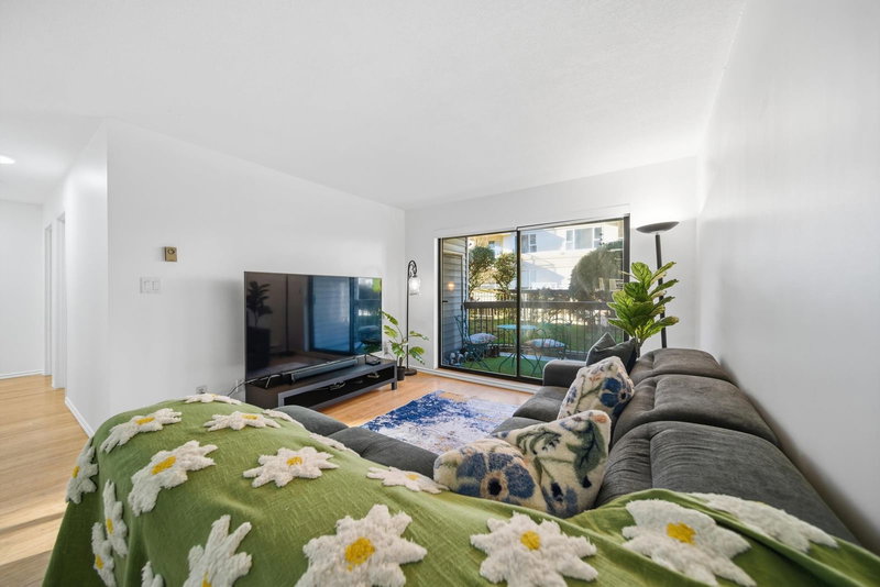 104 - 15290 Thrift Avenue, White Rock, V4B 2L8 | Image 3